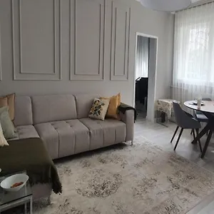 apartment-im-zentrum-berlin-kudamm-city-west.find-berlin-hotels.com/